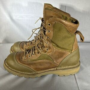Danner Boots MT. Cold Weather Size 8.5